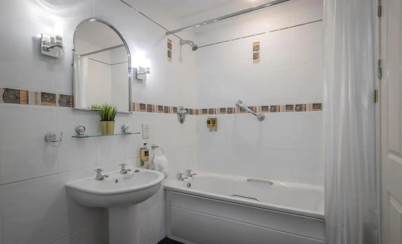 شقة فندقية كيلارني Gleneagle River Apartments