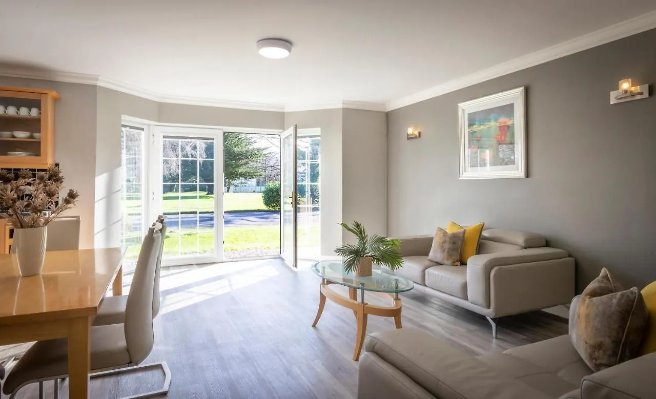 كيلارني Gleneagle River Apartments 4*,  أيرلندا