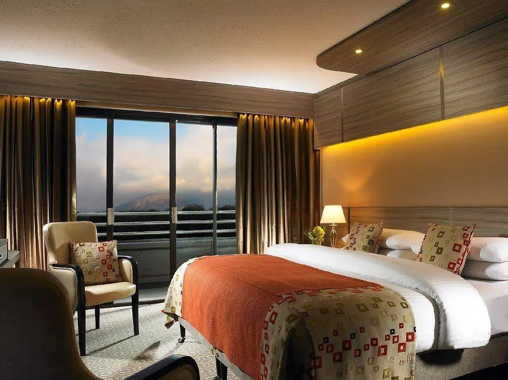 كيلارني Gleneagle River Apartments